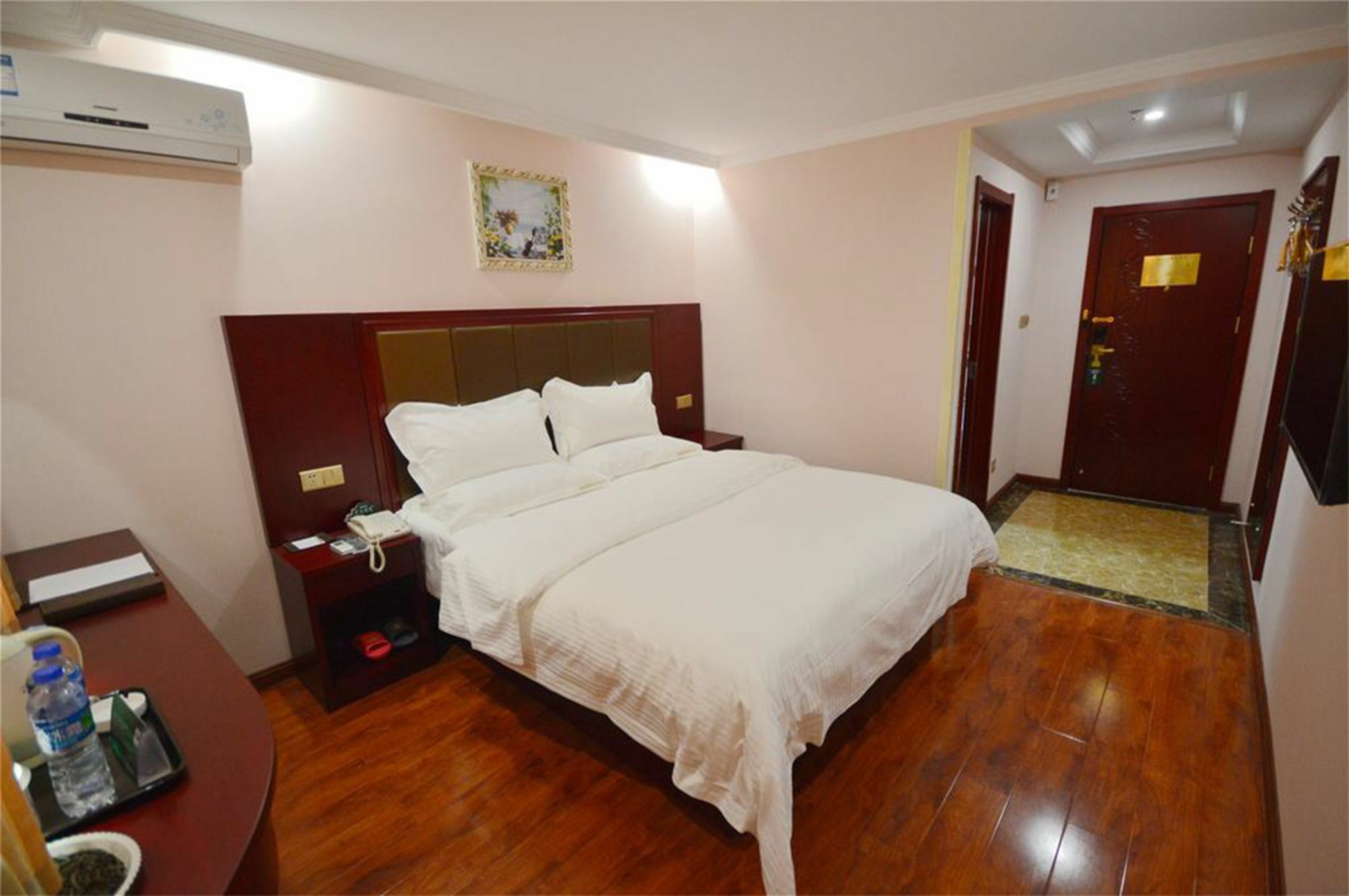 Greentree Inn Zhejiang Taizhou Tiantai Bus Station Express Hotel Kültér fotó